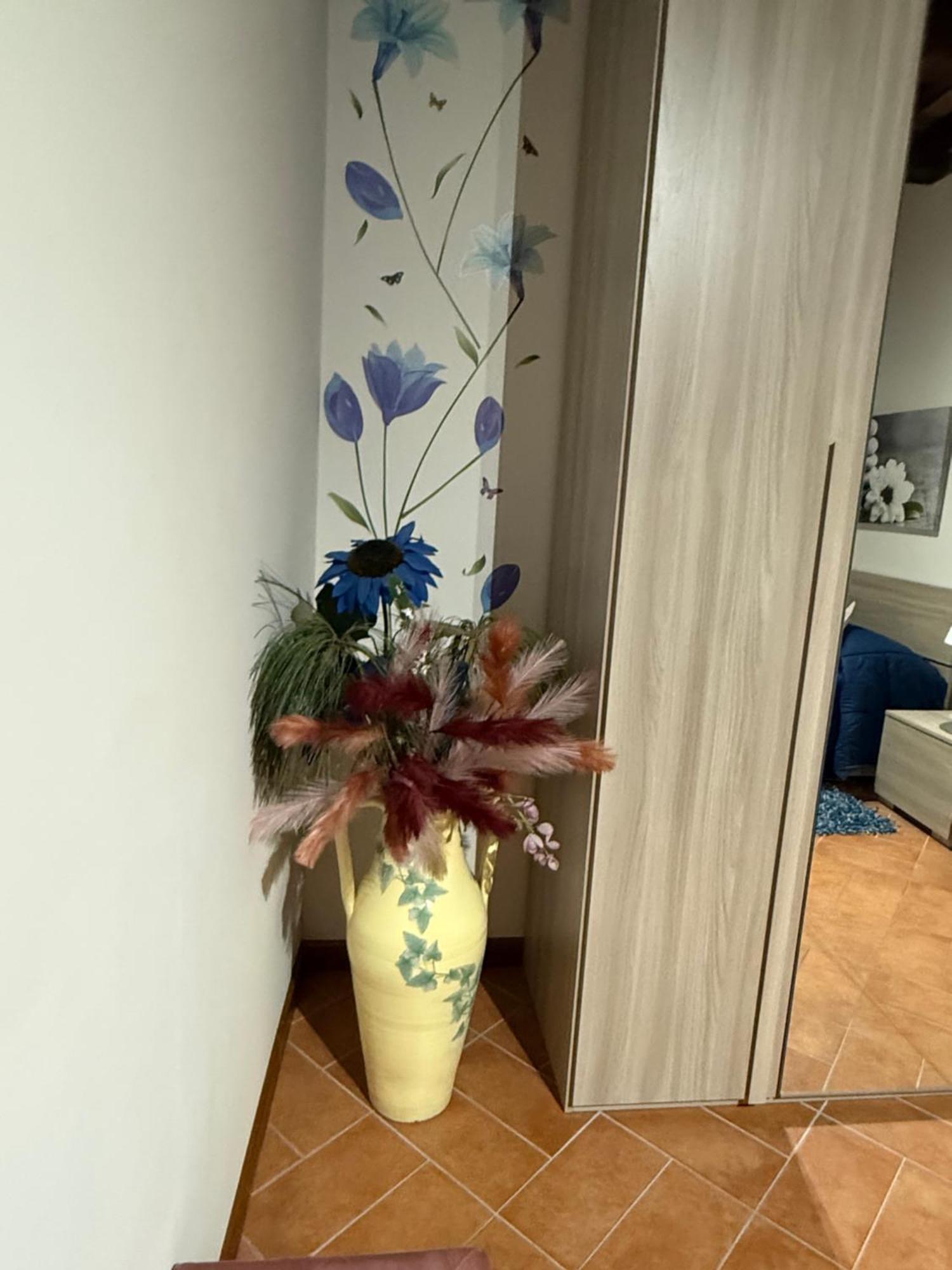Appartamento Via G Mameli 94 Spoleto Eksteriør bilde