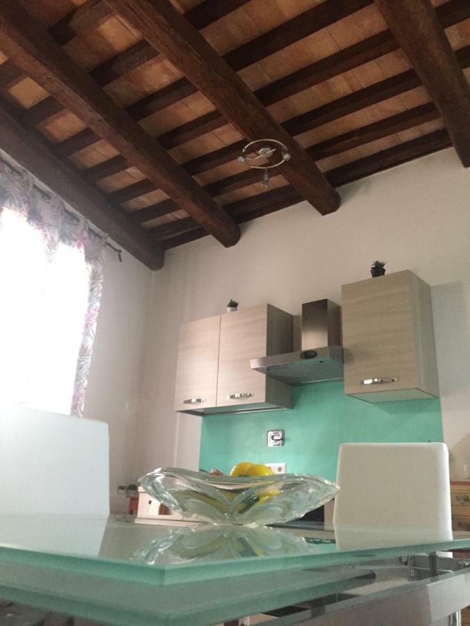 Appartamento Via G Mameli 94 Spoleto Eksteriør bilde