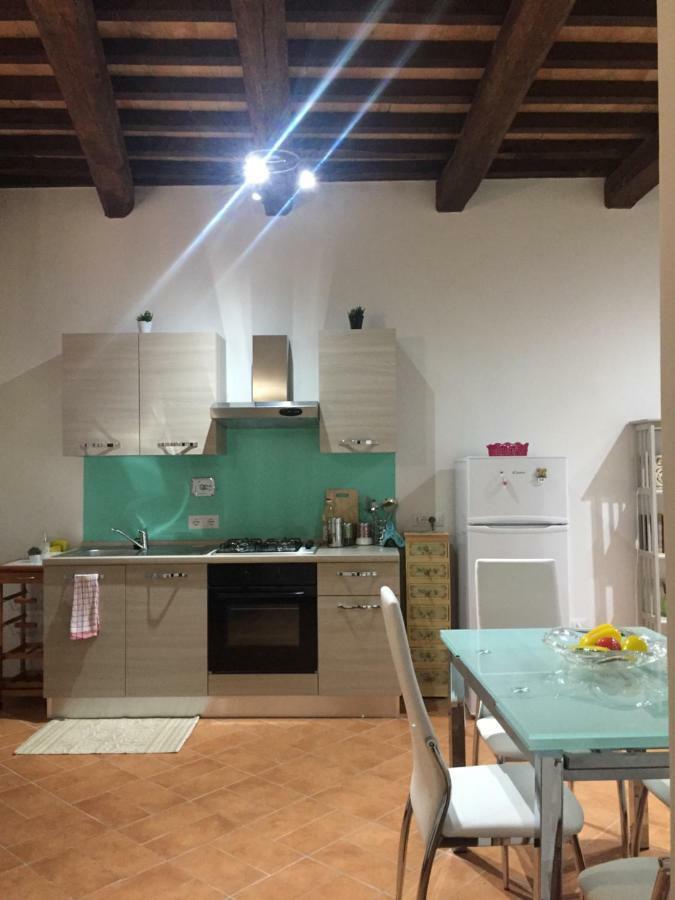 Appartamento Via G Mameli 94 Spoleto Eksteriør bilde