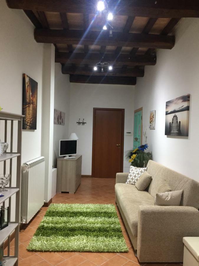 Appartamento Via G Mameli 94 Spoleto Eksteriør bilde
